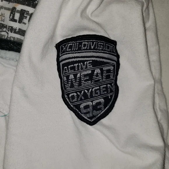 Men's Shirt - Picture 5 of 6